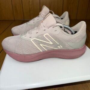 New Balance FuelCell Propel v4‎ Running Shoes Women's Size 8.5 Pink Sneakers